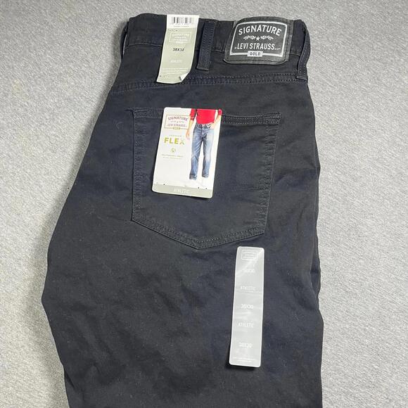 Levi's Other - NWT Levi's Signature Gold Men’s 38 x 30 Athletic Flex Black Levi Jean pants NEW